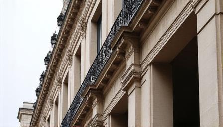 Exterior view of prestigious London architecture